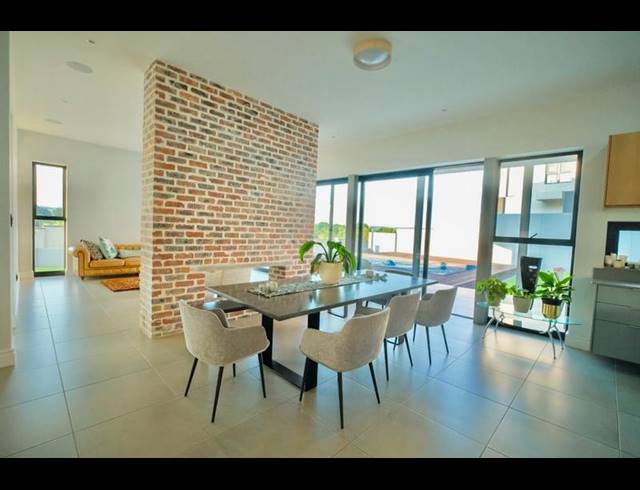 4 BEDROOM PROPERTY TO RENT IN COPPERLEAF ESTATE